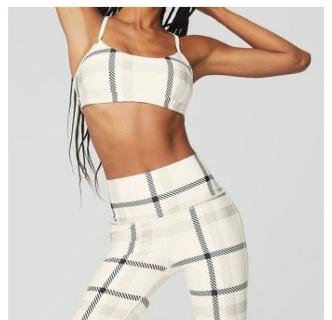 aloyoga アローヨガ　アロヨガ　セットアップ