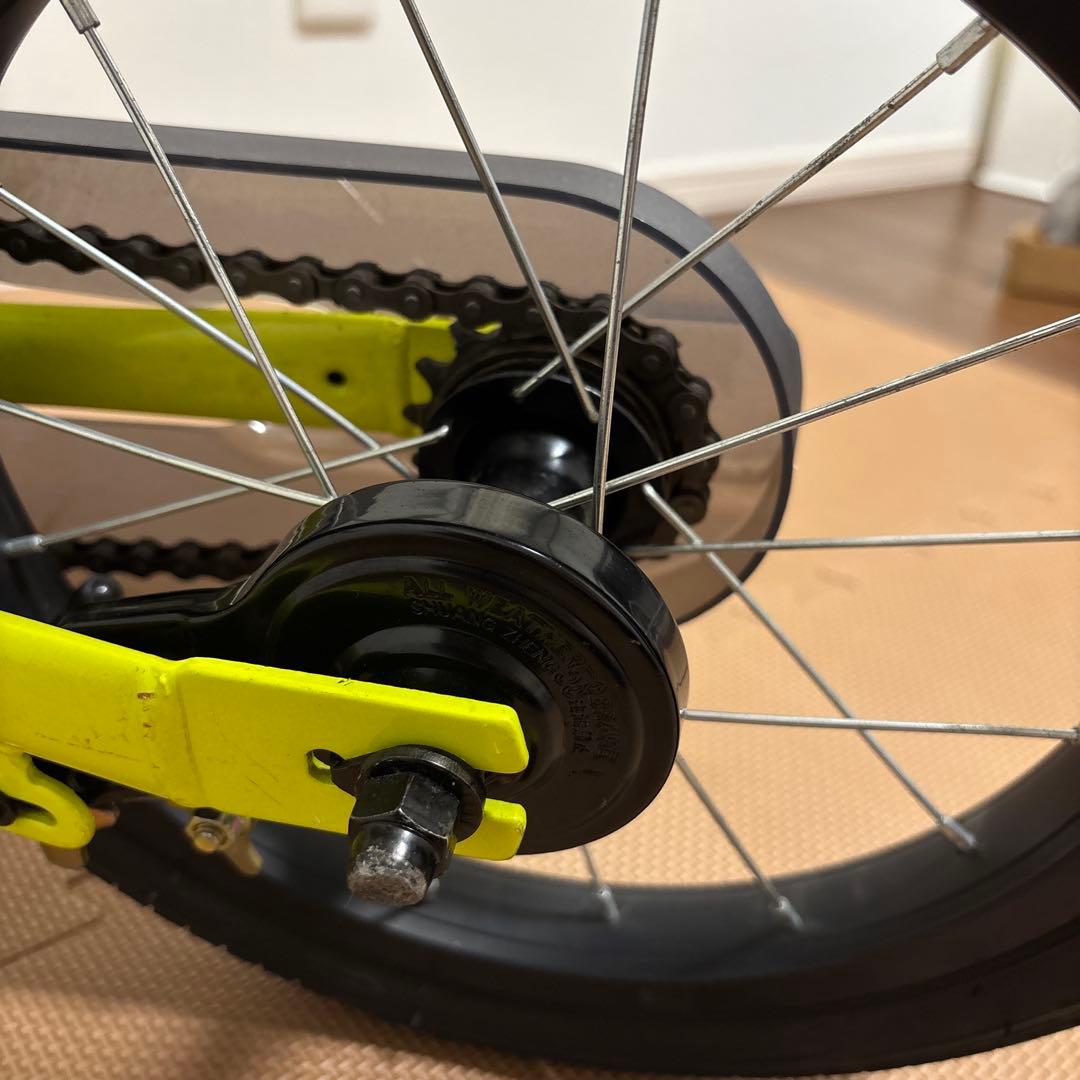 STRIDER 14x イエロー　キックスタンド付き