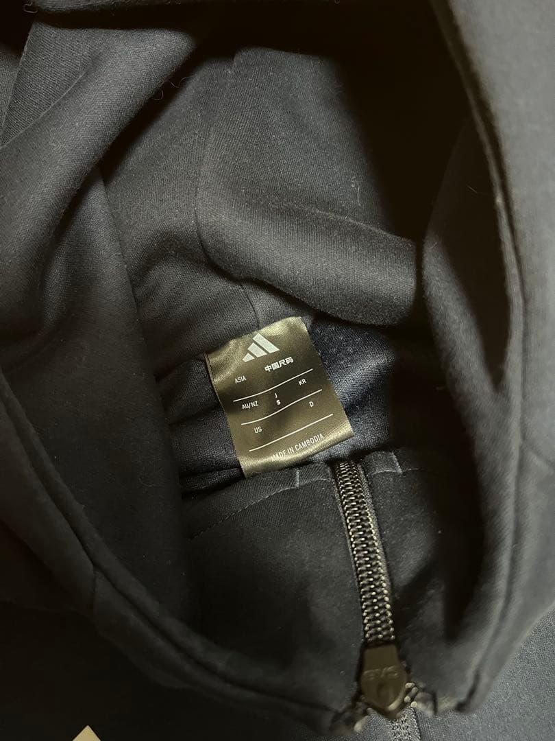 レアルマドリード パーカー アンセムジャケット ネイビー Sサイズ