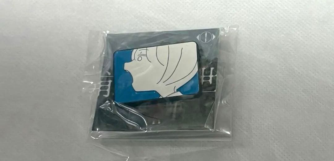 ヨルシカ　ガチャ　ピンバッジ　言って　ルームキー　前世　盗作