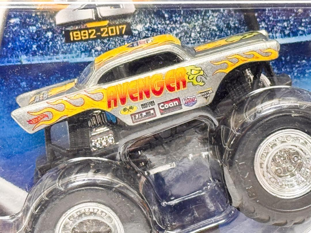 ホットウィール★ AVENGER 57 CHEVY ★ モンスタートラック