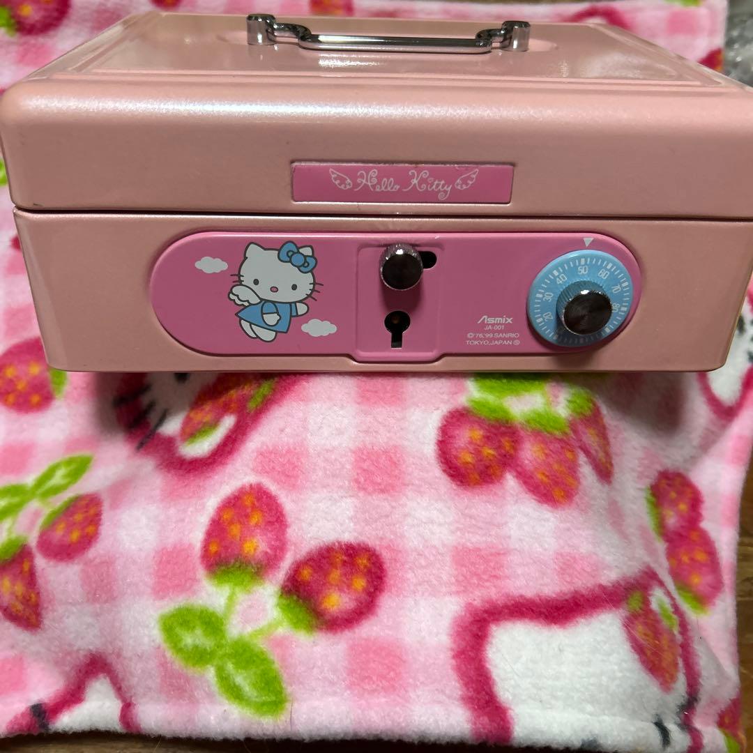 ハローキティ貴金属小型金庫(レア)