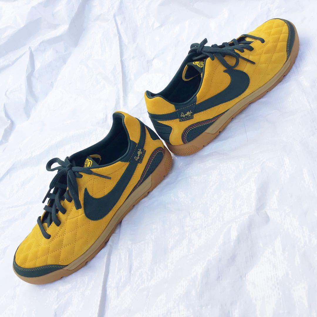 NIKE ティエンポロナウジーニュ フットサルシューズ （新品希少）