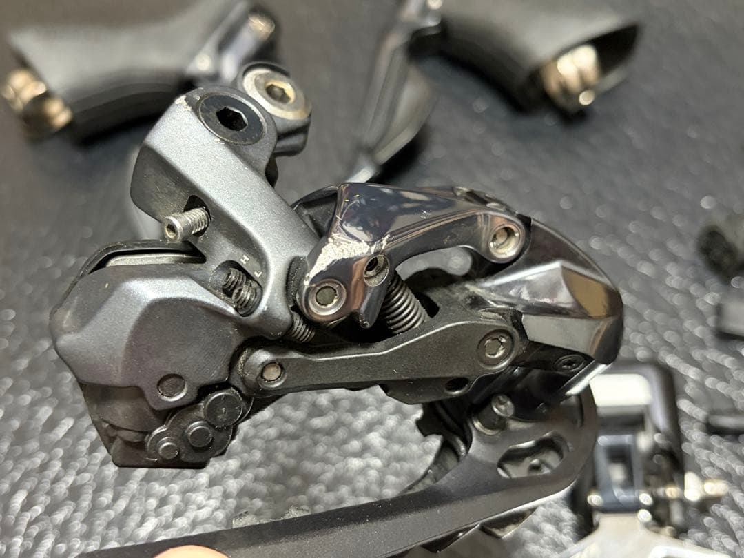 は*き様 【美品】シマノ アルテグラR8050 Di2 コンポセット 電動 11