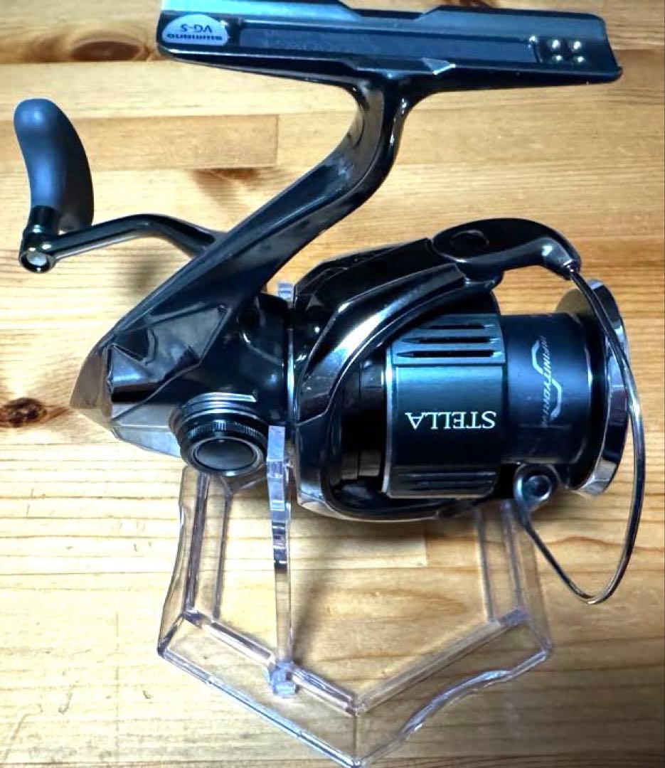 SHIMANO C3000XG スピニングリール