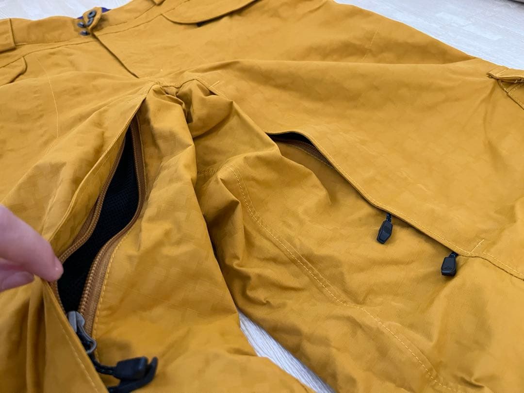 Burton G Columbia スキーウェア　パンツ　上下セット売り