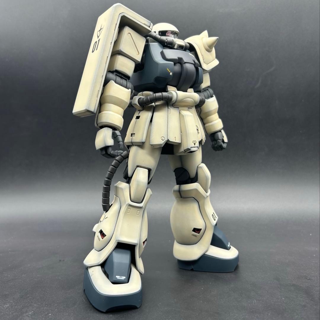 ガンプラ塗装済完成品 MGザクIIF2型（連邦軍仕様）