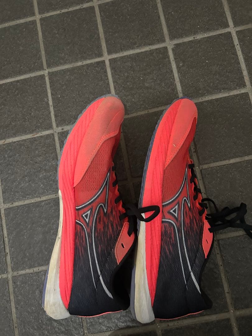 ミズノウェーブデュエル4 27.0cm 赤