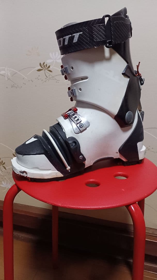 SCOTT テレマークスキー ブーツ ホワイト/ブラック/レッド