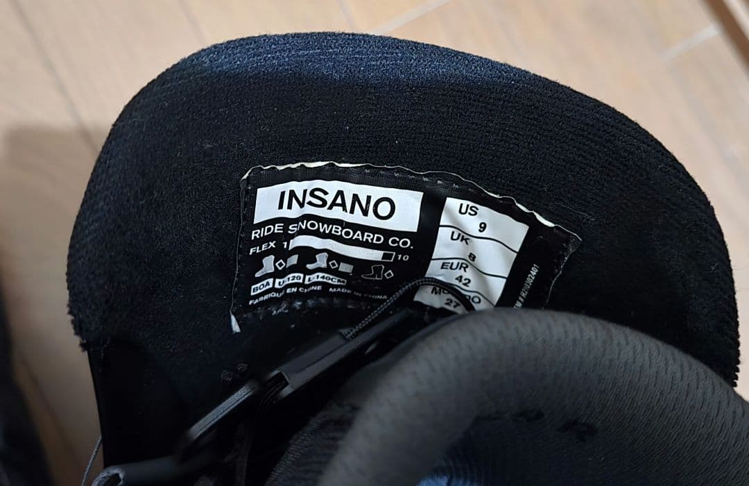 RIDE INSANO スノーボードブーツ ブラック27cmです。