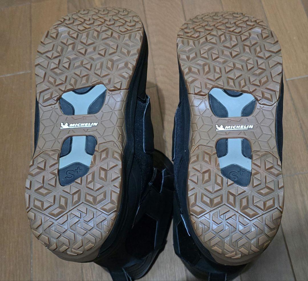 RIDE INSANO スノーボードブーツ ブラック27cmです。