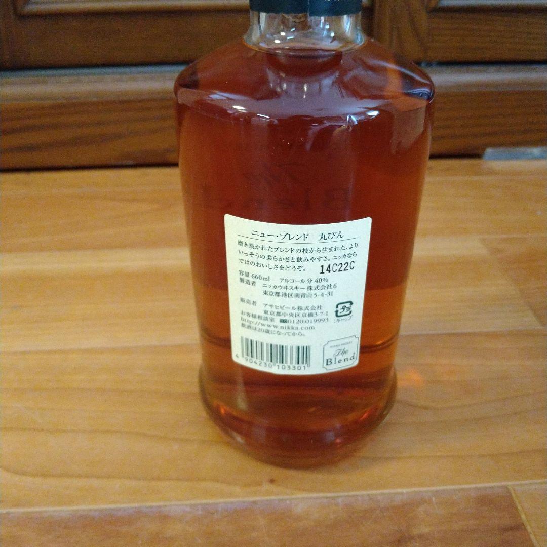 ニッカウィスキーブレンド丸瓶 & サントリーウィスキー角瓶