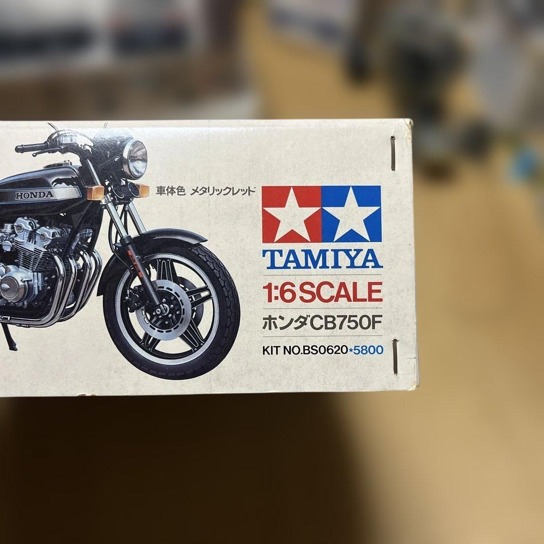 TAMIYA 1:6 ホンダ CB750F プラモデル