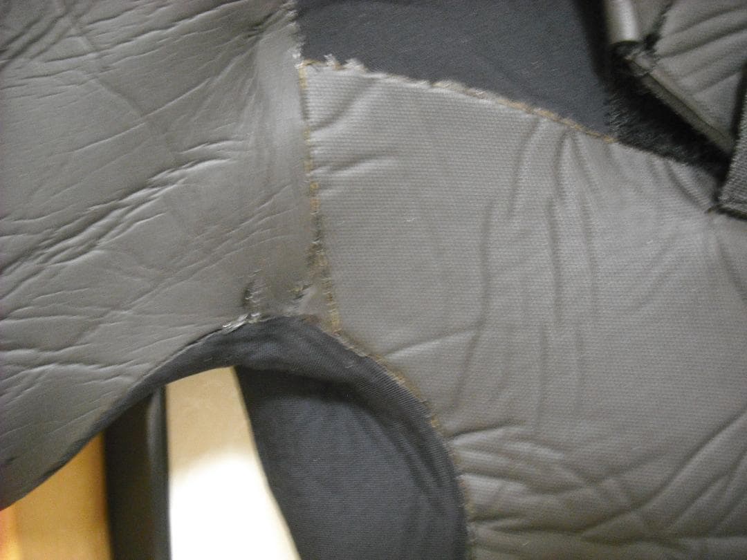 【程度良好！国産】AND NEW YOU　セミドライウエットスーツ　Ｍ～ML相当