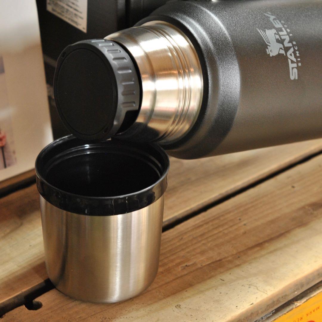 スタンレーSTANLEYクラシック真空ボトル1Lマットブラック 正規品 水筒