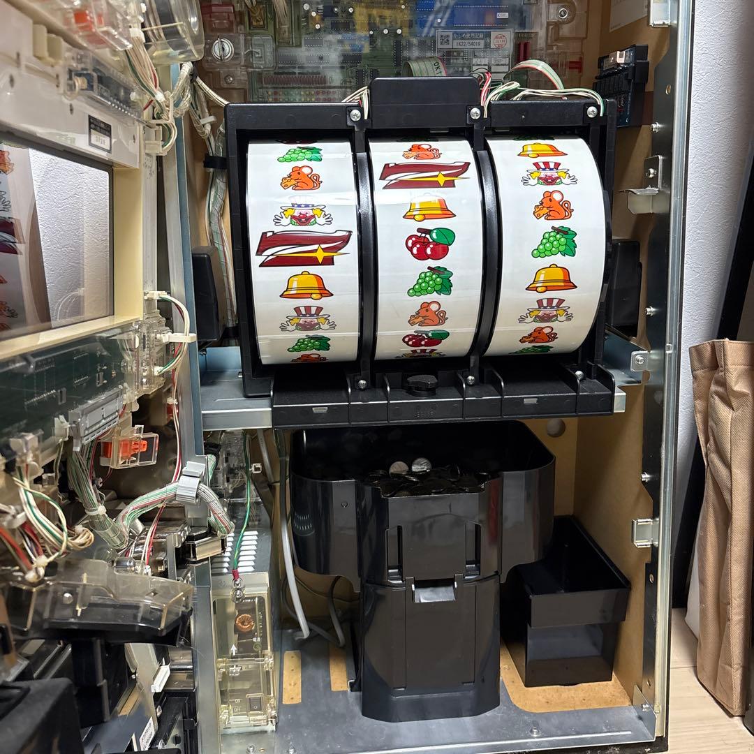 みんなのジャグラー　実機（トラッピのドル箱付き）