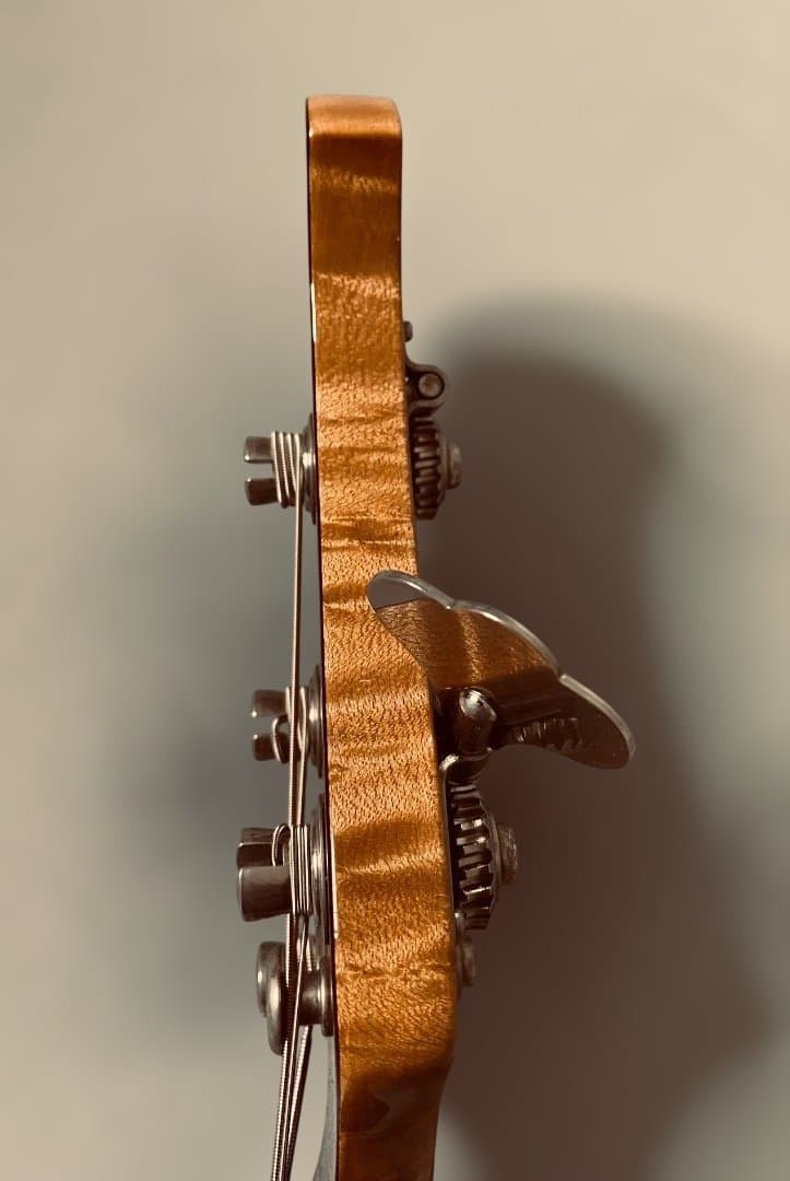 ベース MUSICMAN STINGRAY LIMITED EDITION 2012