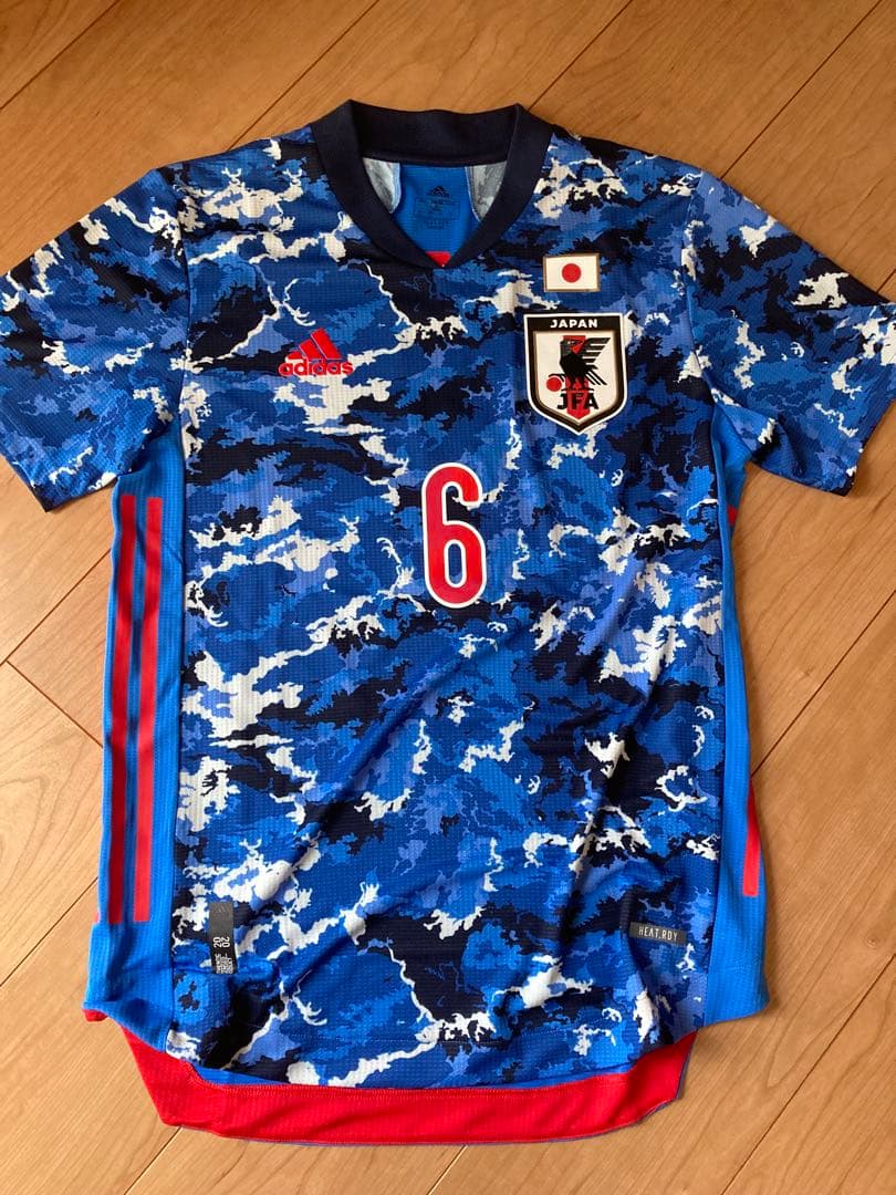 遠藤航　直筆サイン入りユニフォーム　日本代表 背番号6 サイズL