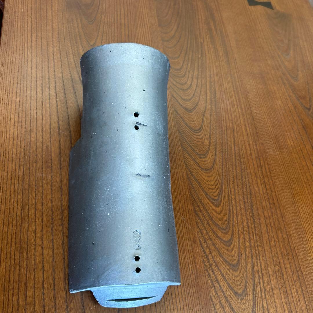 いぶし瓦製円筒形オブジェ