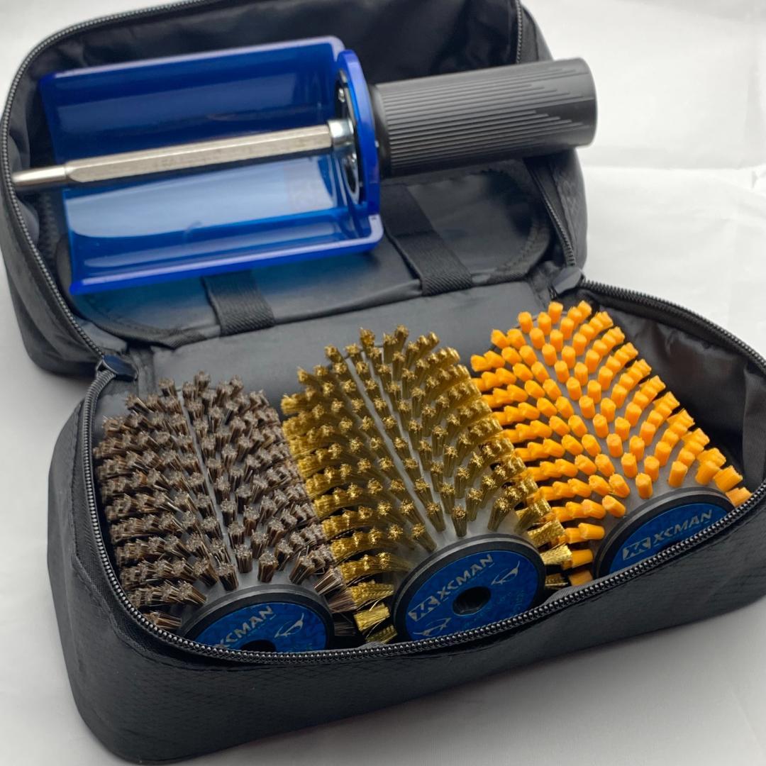 ロトブラシ３点（馬毛、ブロンズ、ナイロン）＋ハンドル、キャリーバッグ付