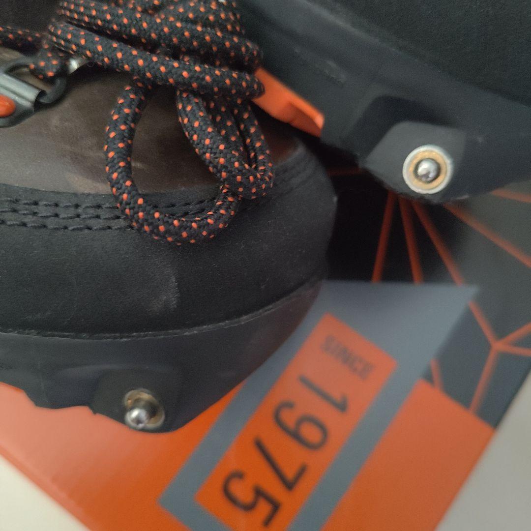 CRISPI バックカントリースキー用ブーツ