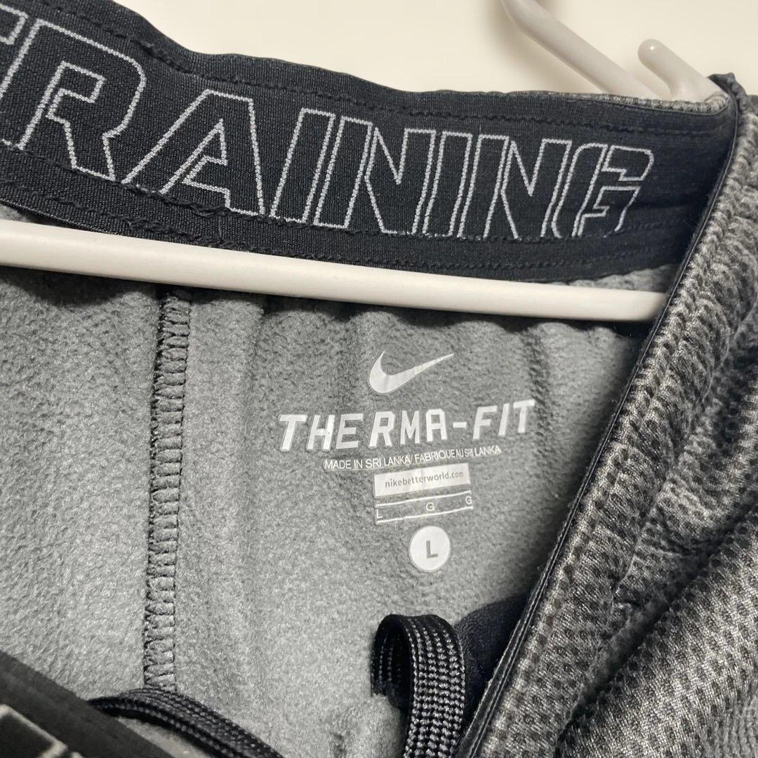 バラ不可　Nike フード付きジャケット ブラック　セットアップ