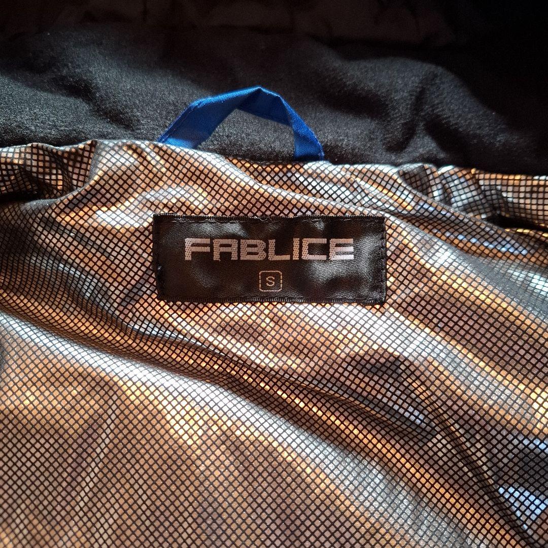 FABLICEスキーウェア Sサイズ フード付き★値下10000→8000円★