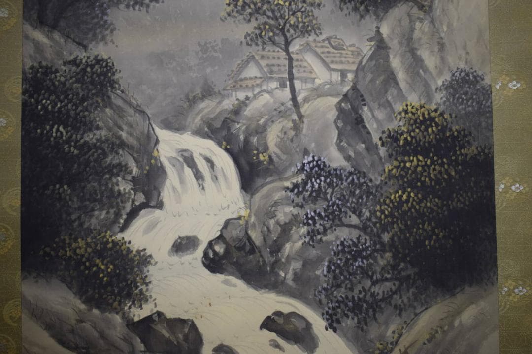 真作/箕輪芳二/山水図/桐共箱付/布袋屋掛軸HI-96