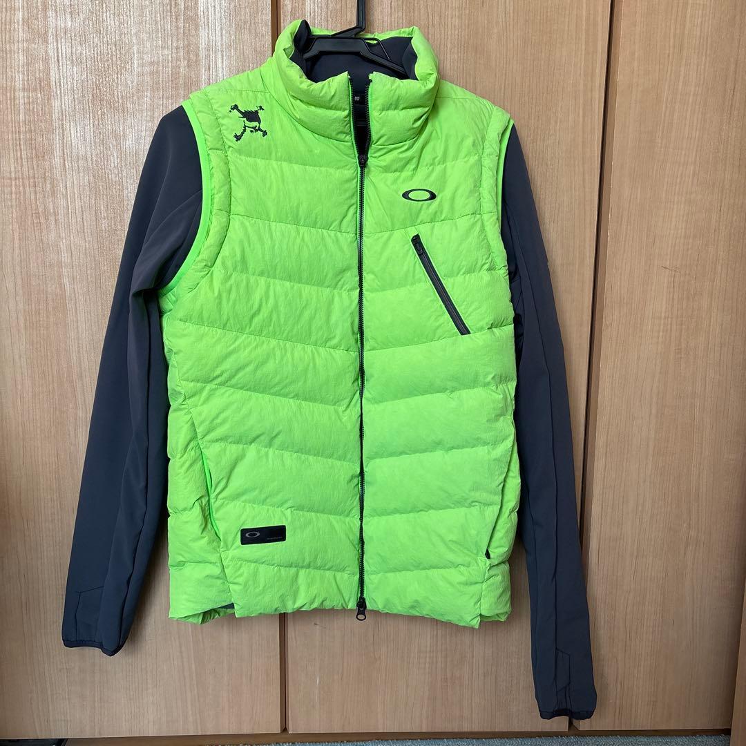 Oakley 蛍光グリーン ダウンベスト M
