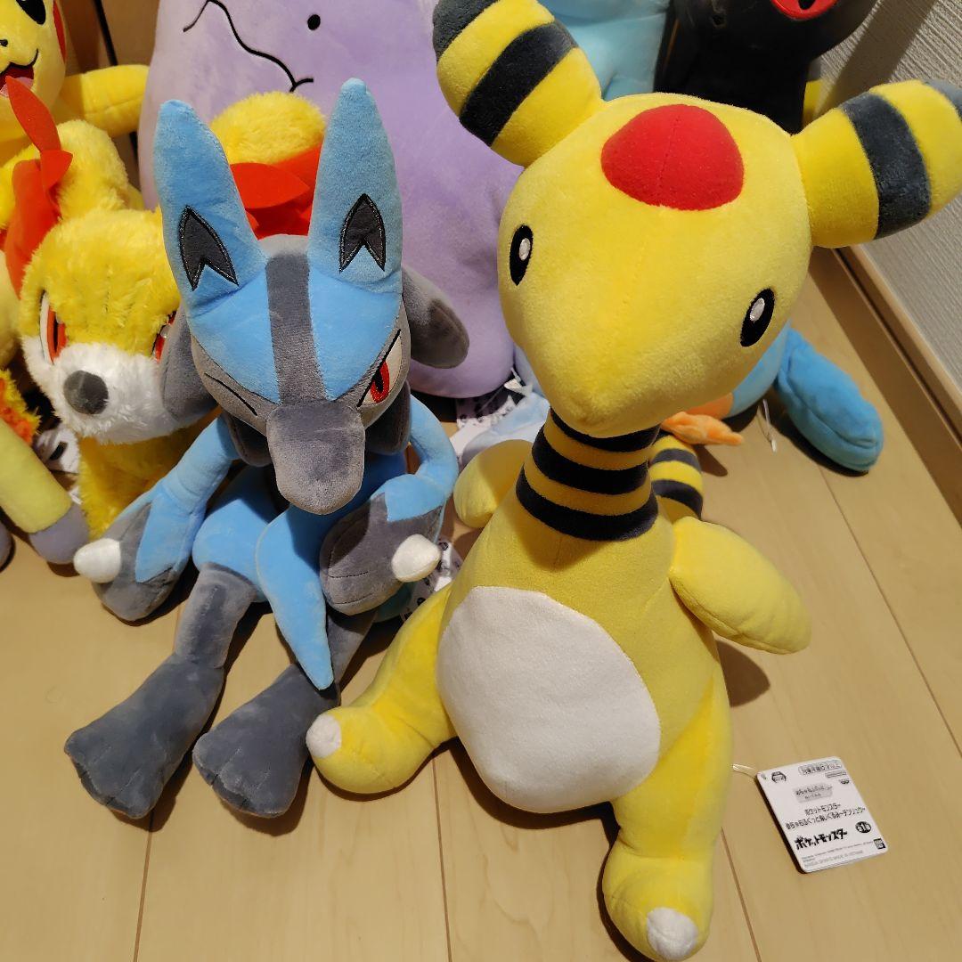 新品タグ付き ポケモン 12点セット ぬいぐるみ ルカリオ ブラッキー など