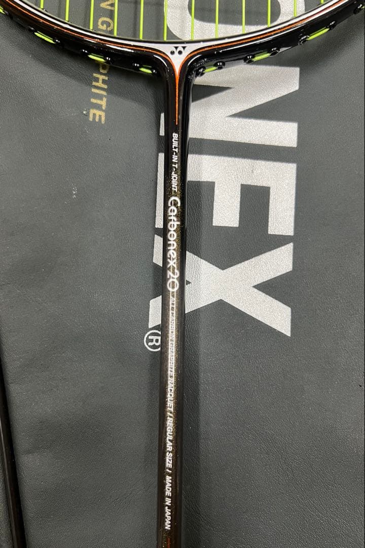 【3UG5 】YONEX Carbonex20 日本製 バドミントン　ラケット