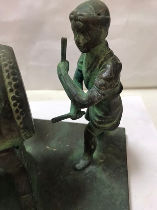 小倉紙園大鼓，真鍮製，重4500克。