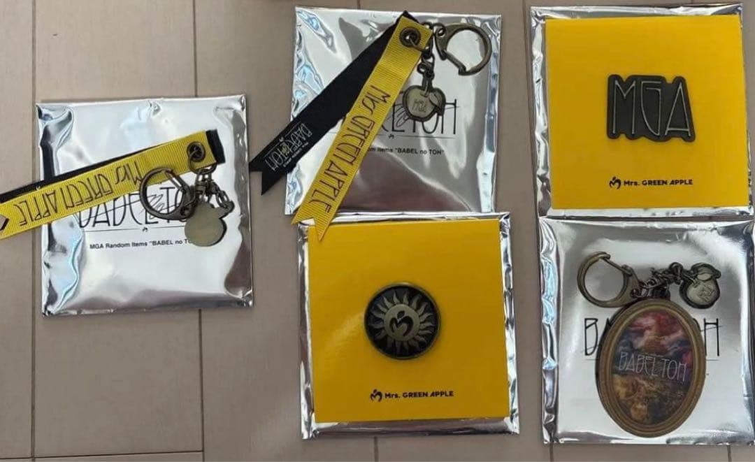 Mrs. GREEN APPLE ミセス　キーホルダー　ピンズ バベルの塔