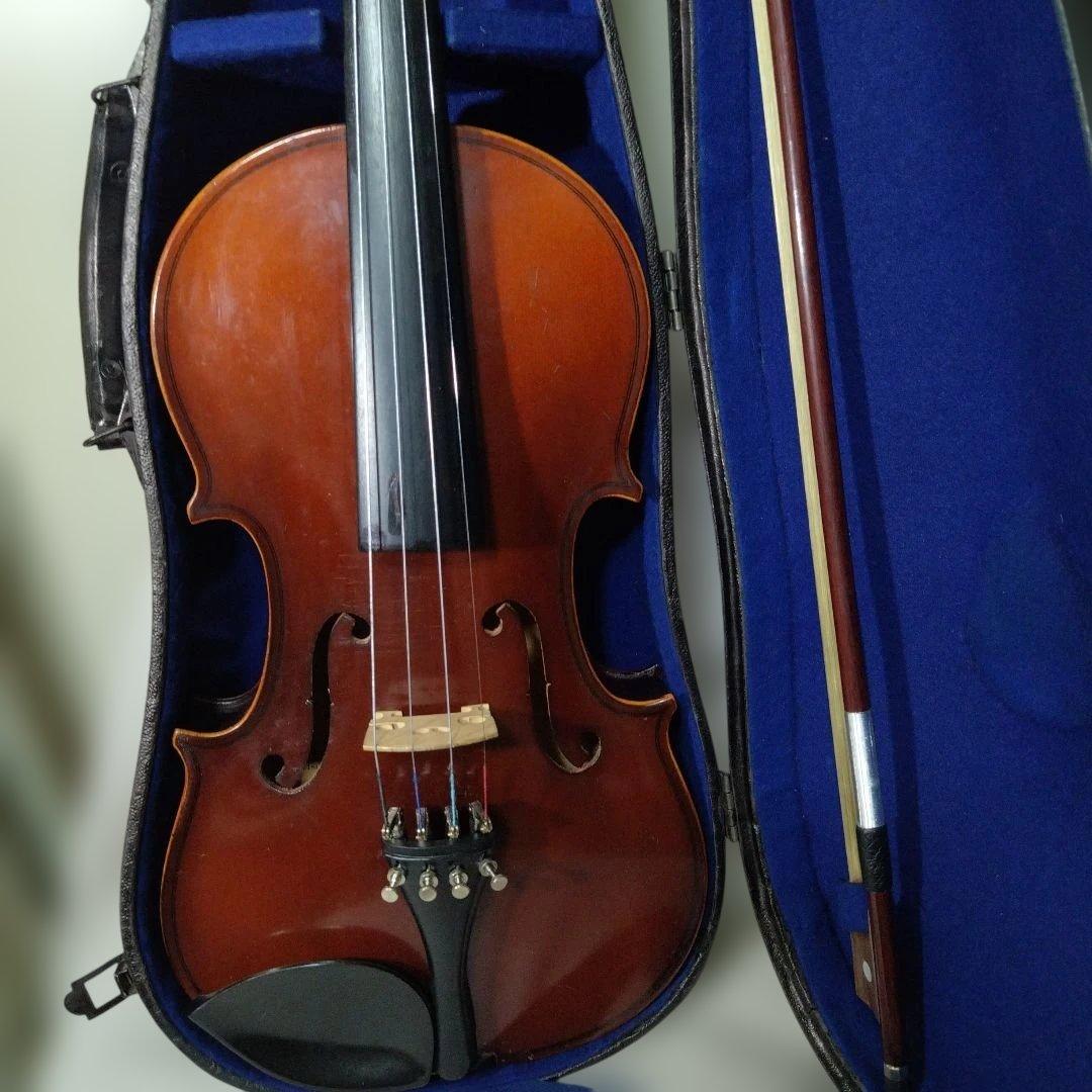 ♥スズキバイオリン4/4大人用♥品番101メンテ済み弓、ケ―ス、松脂付き