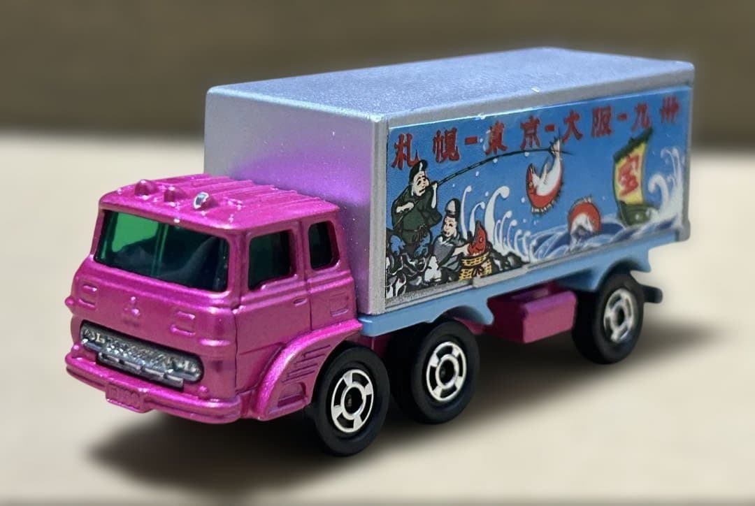 日本製 トミカ 三菱ふそう パネルバン