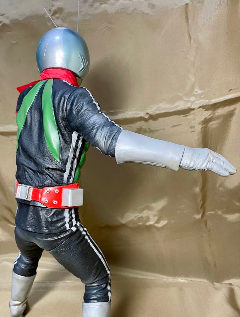 仮面ライダー新1号改造リペイント完成品(検索 海洋堂 メディコム 1/1マスク)