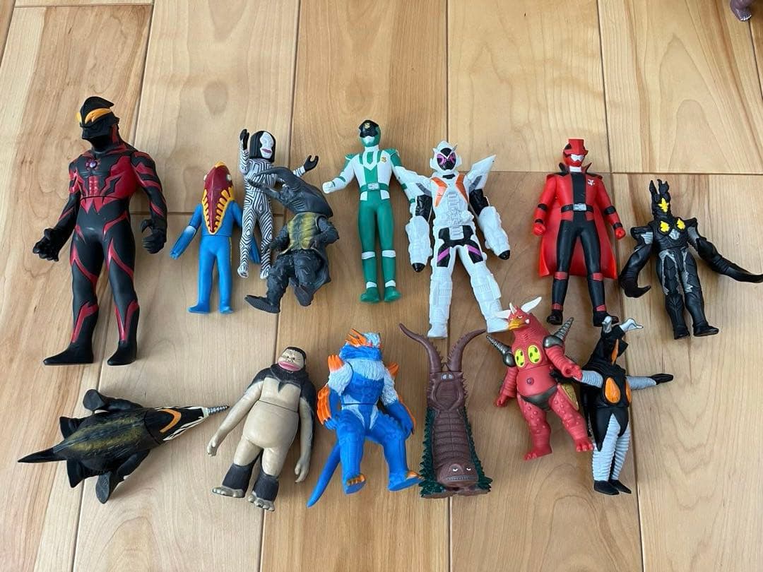 ウルトラマン・特撮・怪獣 ソフビ フィギュアセット 約100体