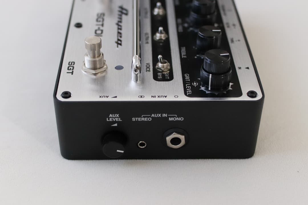 AMPEG SGT-DI ベースプリアンプ