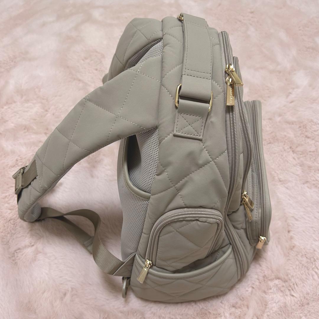 モンシェリ　撥水ドームキルティングリュック　moncheri 犬　キャリーバッグ