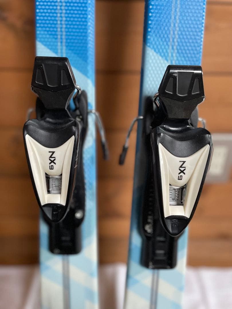 スワロースキー ロタシオン 147cm スキー板　ビンディング