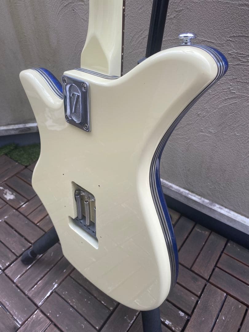 Italia Guitars Monza(ビザールギター)