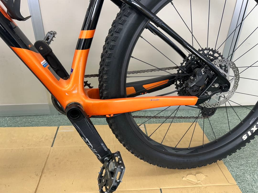 引取り限定　Giant XTC advanced+2 ホイール