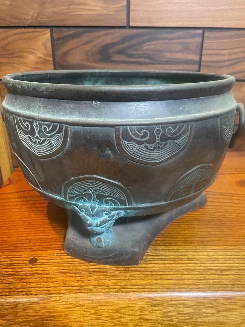 古銅　火鉢　獣三つ足　木台付き　骨董