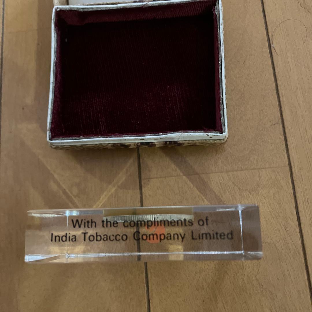 インド10ルピー銀貨　ガンジー　クリスタルペーパーウエイト