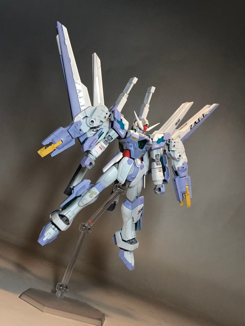 HG ガンダム ヘリオス 完成品 ガンプラ デスティニー