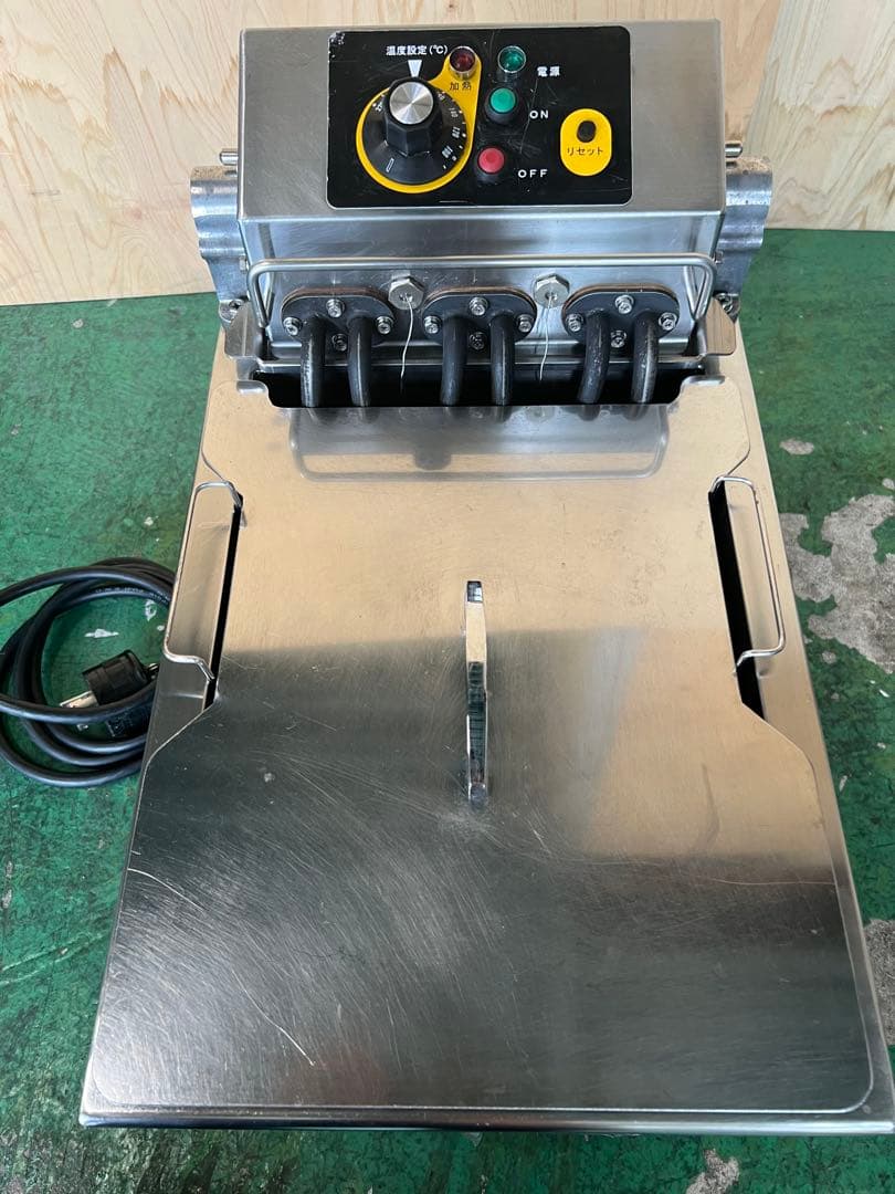 2020年 マルゼン卓上電気フライヤー 8L 3相200V