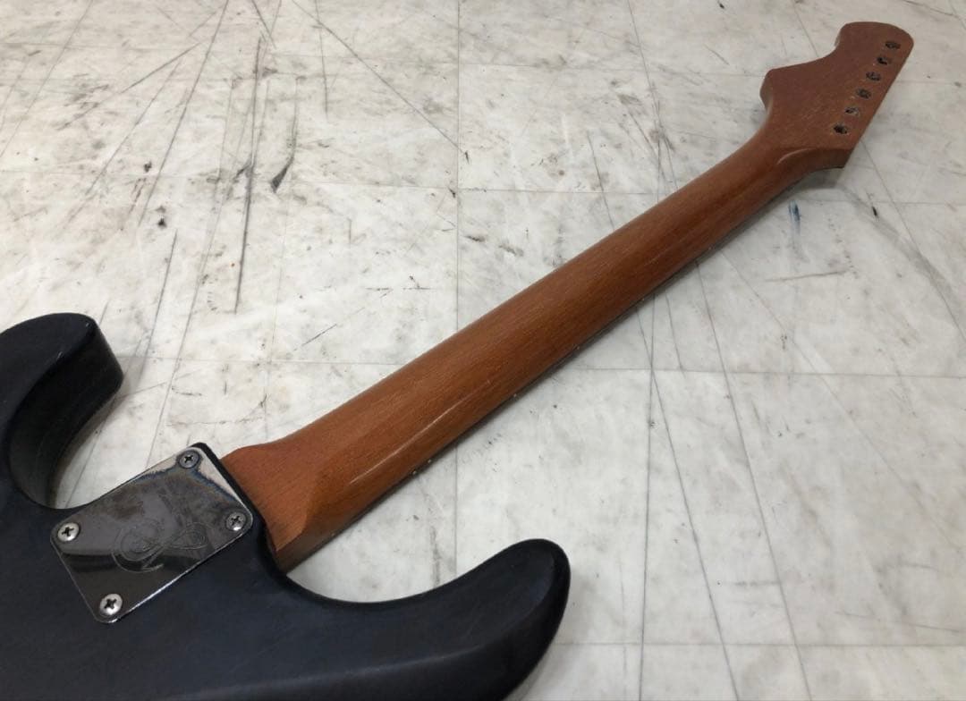 Sago Sonia セミオーダー ボディネック