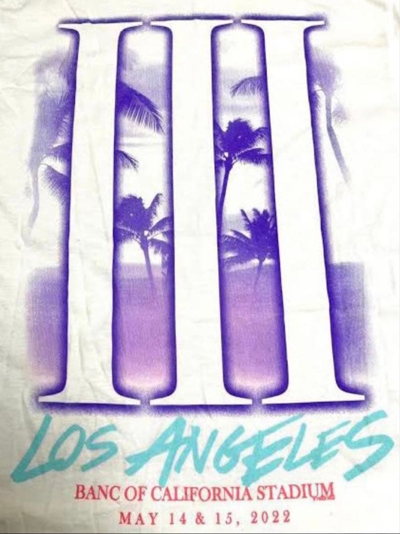 TWICE 4th WORLD TOUR Ⅲ in LA Tシャツ　１