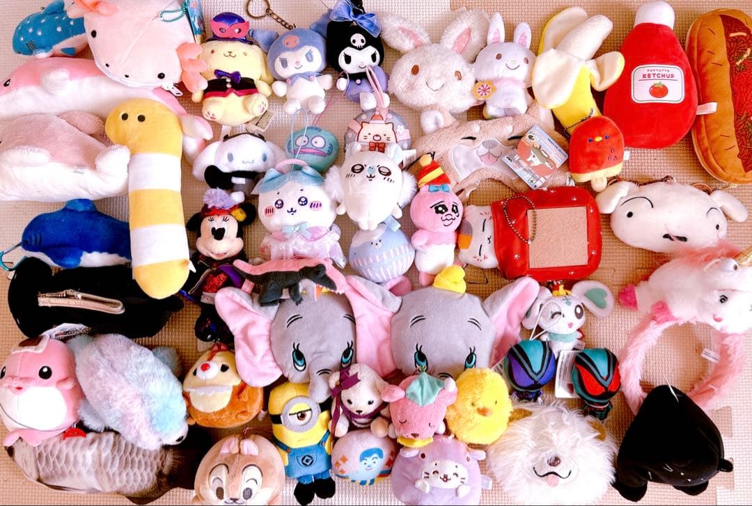 『ノンジャンル　キャラクター&アニメグッズ、雑貨類　大量まとめ売り　詰め合わせ