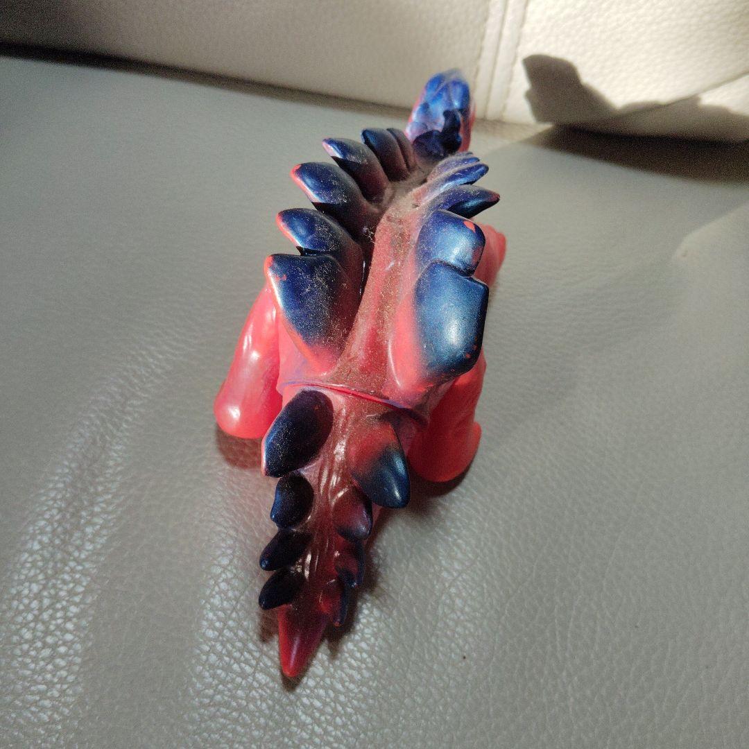 ま*す様 発火恐竜